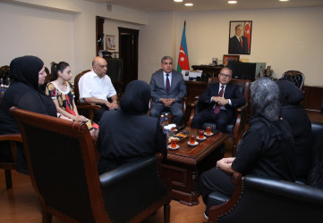 Səbail Rayon İcra Hakimiyyətində şəhid ailələri ilə görüş keçirilib