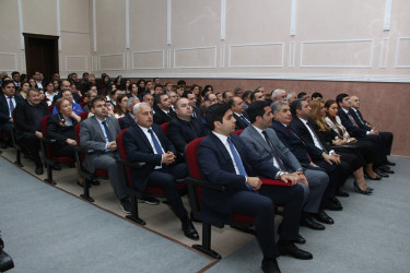 Səbail Rayon İcra Hakimiyyətində Ümummilli Lider Heydər Əliyevin anadan olmasının 103-cü ildönümü həsr olunmuş tədbir keçirilmişdir