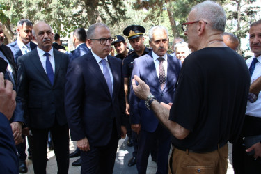 Rayon İcra Hakimiyyətinin başçısı sakinlərlə səyyar görüş keçirmişdir