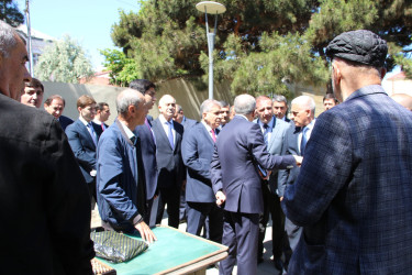 Badamdar qəsəbəsi Heydər Əliyev parkında sakinlərlə görüş keçirilmişdir
