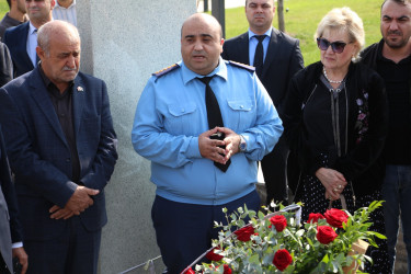 Hərbi Memorial Məzarlıqda Vətən müharibəsi şəhidi Məmmədağa Səfərovun ildönümü münasibətilə məzarı ziyarət olunub