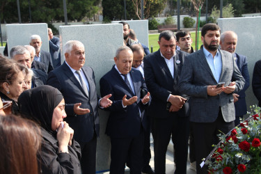 Hərbi Memorial Məzarlıqda Vətən müharibəsi şəhidi Məmmədağa Səfərovun ildönümü münasibətilə məzarı ziyarət olunub