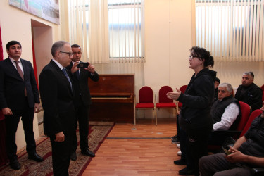 Rayon İcra Hakimiyyətinin başçısı Badamdar qəsəbəsində sakinlərlə səyyar görüş keçirmişdir