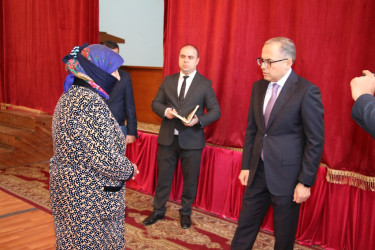 Rayon İcra Hakimiyyətinin başçısı Badamdar qəsəbəsində sakinlərlə səyyar görüş keçirmişdir