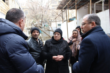 Rayon İcra Hakimiyyətinin başçısı Bayıl yaşayış massivi, Q.Abbasov küçəsində sakinlərlə səyyar qəbul keçirmişdir