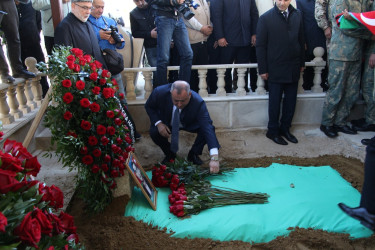 Birinci Qarabağ müharibəsində itkin düşmüş şəhid Elçin Quliyevlə vida mərasimi keçirilib