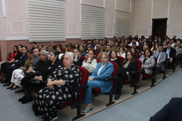 Səbail Rayon İcra Hakimiyyətində Ümummilli Lider Heydər Əliyevin anadan olmasının 103-cü ildönümü həsr olunmuş tədbir keçirilmişdir