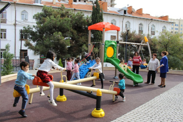 Bayıl yaşayış massivi, İbrahim Məmmədov küçəsində yerləşən park yenidənqurmadan sonra sakinlərin istifadəsinə verildi