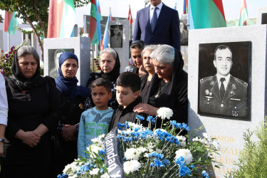 Azərbaycan Silahlı Qüvvələrinin mayoru İlkin Əhədzadənin şəhid olmasının ildönümü ilə əlaqədar II Fəxri Xiyabandakı məzarı ziyarət olundu