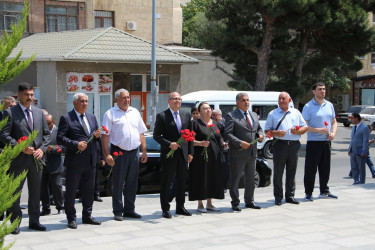 “Şəhidlər” abidə kompleksi ziyarət olundu