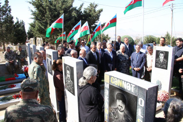 Səbail rayonunda Anım Günü ilə əlaqədar şəhidlərin məzarları ziyarət olundu