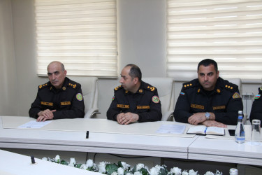 Səbail rayonunda “Su hövzələrində insanların təhlükəsizliyinin təmin edilməsi” mövzusunda müşavirə keçirilmişdir