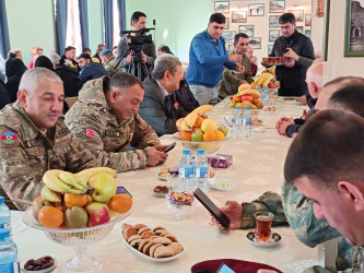 Bibiheybət məscid-ziyarətgah kompleksində şəhid ailələri, qazilər və veteranlarla görüş keçirilmişdir