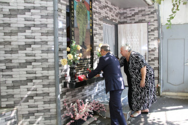 Rayon İcra Hakimiyyətinin başçısı şəhid ailələri ilə görüş keçirib