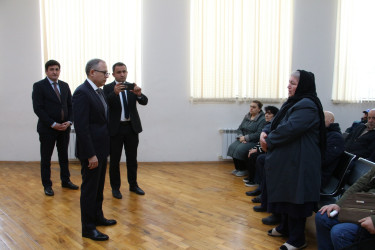Rayon İcra Hakimiyyətinin başçısı Badamdar qəsəbəsində sakinlərlə səyyar görüş keçirmişdir