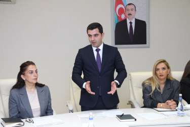 Səbail Rayon İcra Hakimiyyətində rəqəmsal inkişafa dair növbəti müşavirə keçirilib