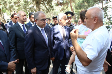 Rayon İcra Hakimiyyətinin başçısı sakinlərlə səyyar görüş keçirmişdir