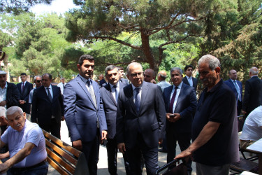 Badamdar qəsəbəsində yerləşən Heydər Əliyev parkında sakinlərlə görüş keçirilib