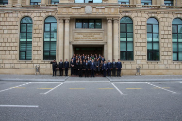 Səbail rayonunda 27 sentyabr – Anım Gününün beşinci ildönümü ilə əlaqədar Vətən müharibəsi şəhidlərinin xatirəsi bir dəqiqəlik sükutla yad edilib