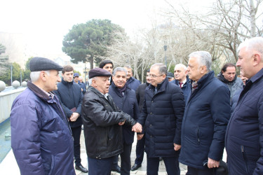 Rayon İcra Hakimiyyətinin başçısı Badamdarda sakinlərlə görüş keçirib