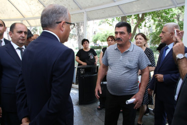 Rayon İcra Hakimiyyətinin başçısı Bayıl yaşayış massivində sakinlərlə görüş keçirib