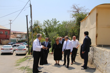Rayon İcra Hakimiyyətinin başçısı 20-ci sahə yaşayış massivində sakinlərin müraciətlərini dinləmiş və əraziyə baxış keçirmişdir