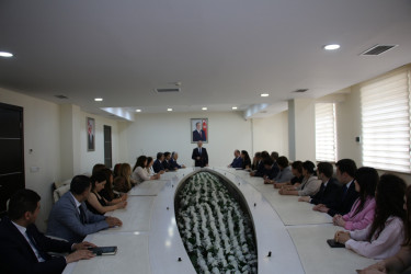 Rayon İcra Hakimiyyətinin başçısı RİHBA-nın məsul əməkdaşı Fikrət Rzayevi yubileyi münasibətilə təbrik etmişdir