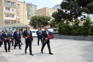 Badamdar qəsəbəsində yerləşən “Şəhidlər” abidə kompleksi ziyarət edilmişdir