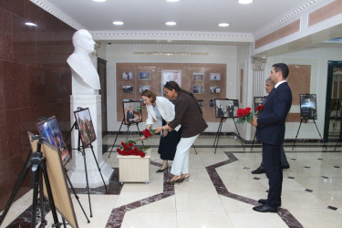 Səbail Rayon İcra Hakimiyyətində “Heydər Əliyev – müasir Azərbaycanın memarlıq irsi” mövzusunda tədbir keçirilib
