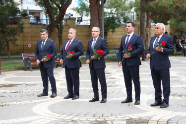 Badamdar qəsəbəsi Heydər Əliyev parkında sakinlərlə görüş keçirilmişdir