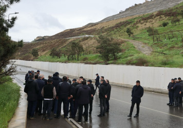 Badamdar qəsəbəsində yamacda yaranmış aktivləşmə ilə əlaqədar əraziyə baxış keçirilmişdir