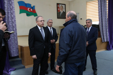 Rayon İcra Hakimiyyətinin başçısı Bayıl yaşayış massivində sakinlərlə növbəti səyyar görüş-qəbul keçirmişdir