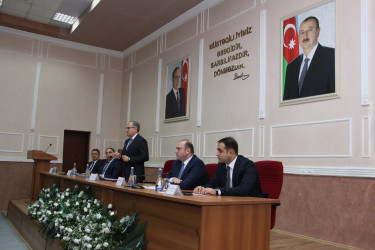 Səbail Rayon İcra Hakimiyyətində payız-qış mövsümünə hazırlıqla bağlı müşavirə keçirilib