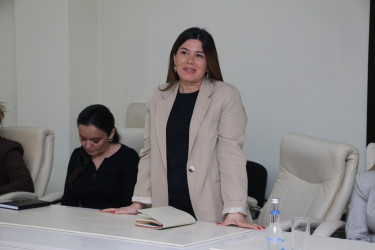 Rayon İcra Hakimiyyətinin başçısı Vuqar Zeynalov RİHBA-nın əməkdaşı Yeganə Məmmədovanı yubileyi münasibətilə təbrik etmişdir
