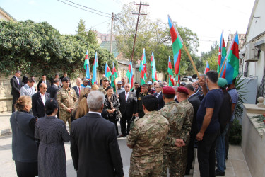 Şəhid Zülfüqarov Tənhan Cavanşir oğlunun xatirə lövhəsinin açılış mərasimi keçirildi