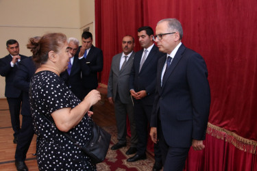 Rayon İcra Hakimiyyətinin başçısı Badamdar qəsəbəsində sakinlərlə səyyar görüş keçirmişdir