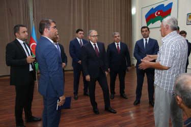 Rayon İcra Hakimiyyətinin başçısı Bayıl yaşayış massivində sakinlərlə səyyar qəbul keçirmişdir