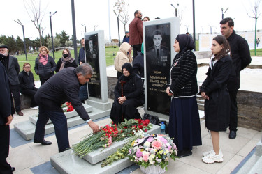 27 sentyabr - Anım Gününün beşinci ildönümü ilə əlaqədar Hərbi Memorial Məzarlıq ziyarət olundu
