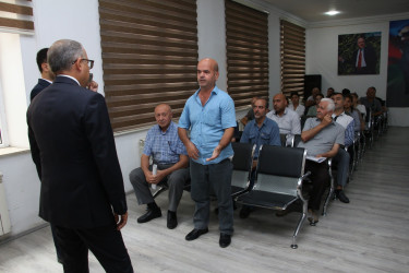 Rayon İcra Hakimiyyətinin başçısı sakinlərlə səyyar görüş keçirmişdir