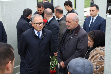 27 sentyabr - Anım Gününün beşinci ildönümü ilə əlaqədar Hərbi Memorial Məzarlıq ziyarət olundu