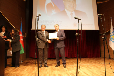 Səbaildə Ümummilli Lider Heydər Əliyevin anadan olmasının 102-ci ildönümünə həsr edilmiş tədbir keçirilib