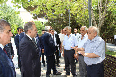 RİH başçısı Badamdarda ağsaqqallarla görüş keçirmişdir