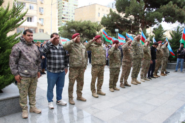 27 sentyabr - Anım Gününün beşinci ildönümü ilə əlaqədar Badamdar qəsəbəsində “Şəhidlər abidəsi” ziyarət olundu