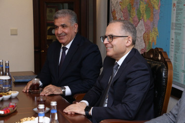 Rayon İcra Hakimiyyətinin başçısı Vətən müharibəsi şəhidlərinin ailə üzvləri ilə görüş keçirmişdir