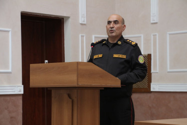 Səbail Rayon İcra Hakimiyyətində mülki müdafiə sahəsində kompleks yoxlamaların yekunlarına dair müşavirə keçirilmişdir