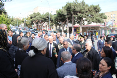 27 sentyabr - Anım Günü ilə bağlı Badamdar qəsəbəsində “Şəhidlər abidəsi” ziyarət edilmişdir