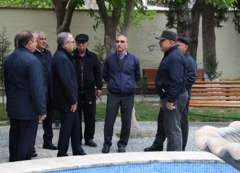 Rayon İcra Hakimiyyətinin başçısı “Veteranlar parkı"nda sakinlərin müraciətlərini dinləmiş və əraziyə baxış keçirmişdir