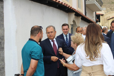 Bibiheybət qəsəbəsi, Namiq Quliyev küçəsində aparılan abadlıq və yenidənqurma işləri sürətlə davam edir