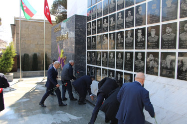 “Şəhidlər” abidə kompleksi ziyarət olundu