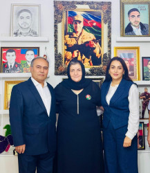 Səbail rayonunda şəhidlərin  ailə üzvləri ziyarət olunur